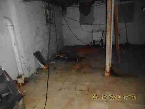 12331 Cherrylawn (25)_m.jpg